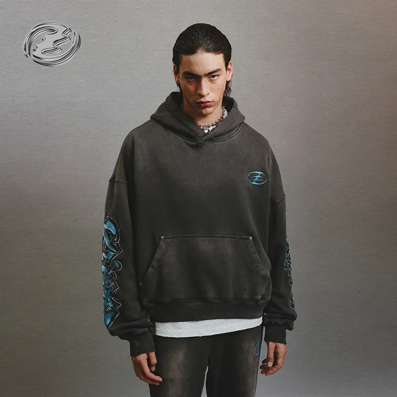 Createexploreexpandconquer Distressed effect Embroidered Hoodie-3
