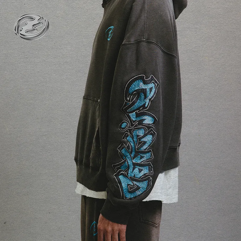 Createexploreexpandconquer Distressed effect Embroidered Hoodie-5