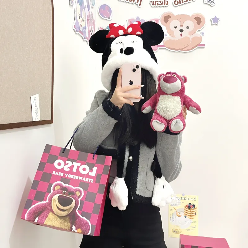 Disney Lotso Collection Minnie Collection Polyester Beanies Women's-1