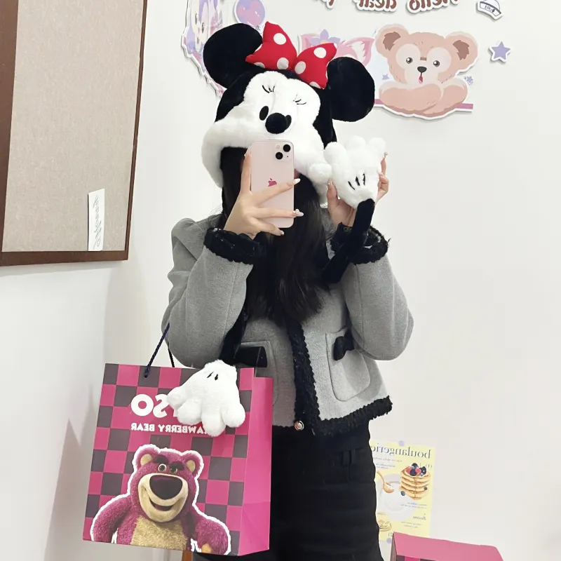 Disney Lotso Collection Minnie Collection Polyester Beanies Women's-3