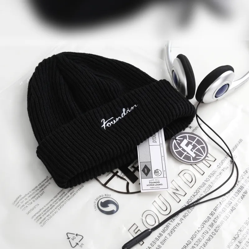 FOUNDIN Blended Material Beanies Unisex-3