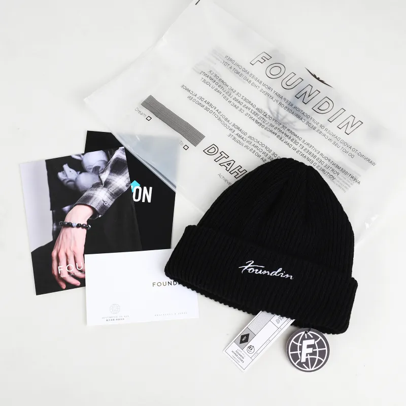 FOUNDIN Blended Material Beanies Unisex-4