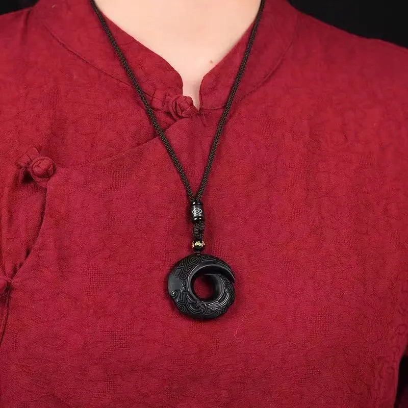 AWD Jade Necklaces Unisex Black-1