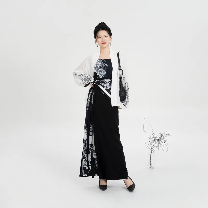 Weaving Division Hanfu Women's Three piece Set Aircraft Sleeves + Bandeau + Spiral Skirt-3