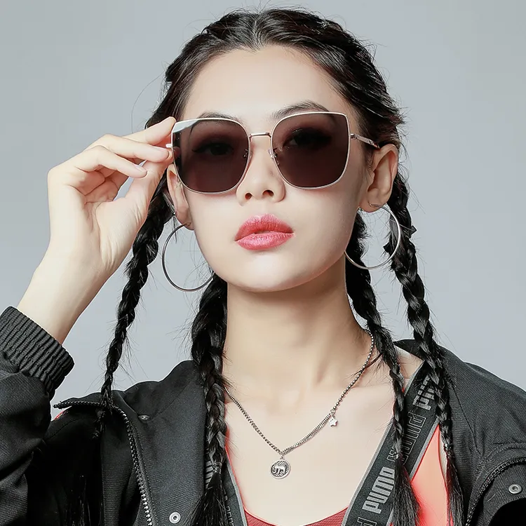Upthree Metal Alloy Square Sunglasses Unisex-3
