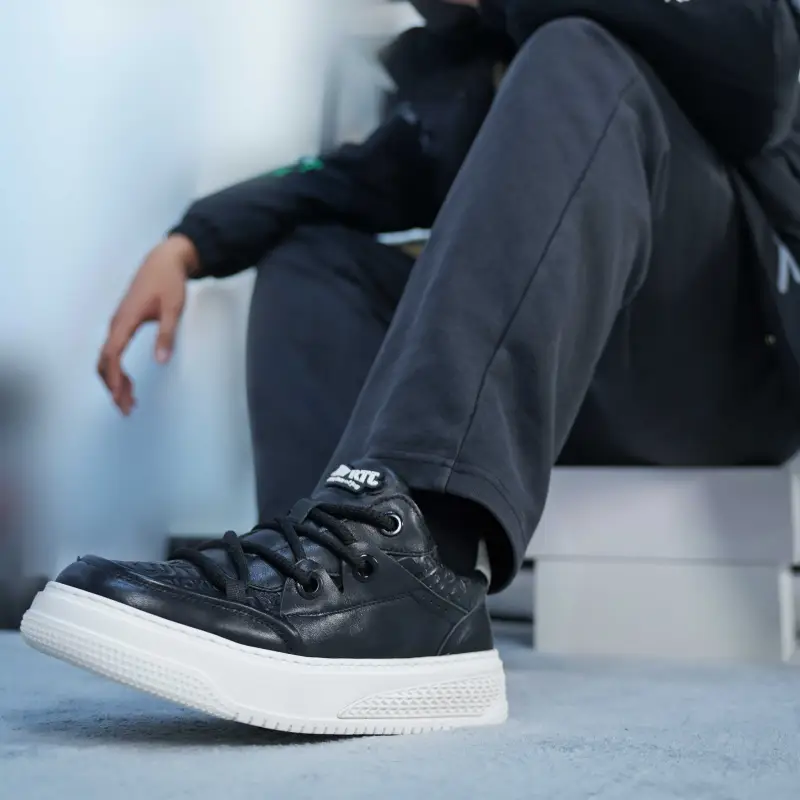 RHYTHM OF JOY Low Top Skateboard Shoes Men's Black-5
