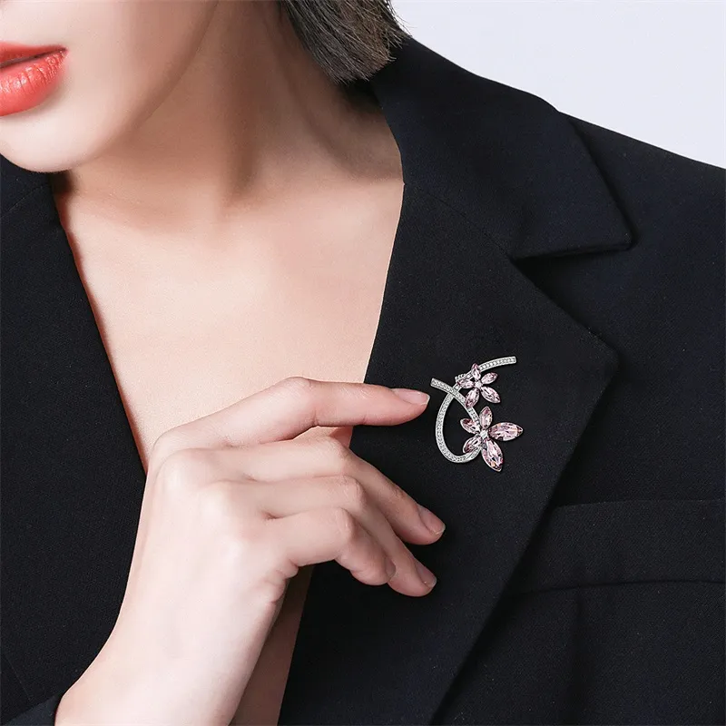 QLADY Brooches Women's-2