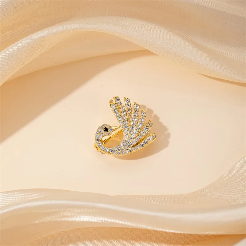 QLADY Brooches Women's-4