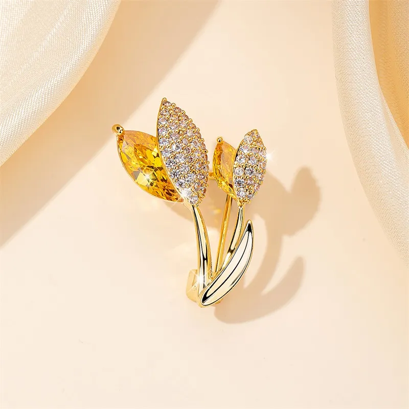 QLADY Brooches Women's-1