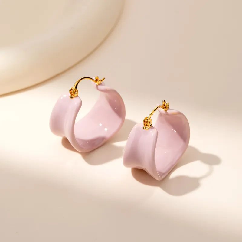 QLADY Earrings Unisex-3