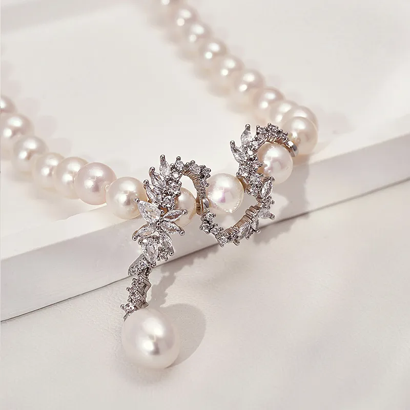 QLADY Pearl Necklaces Women's-4