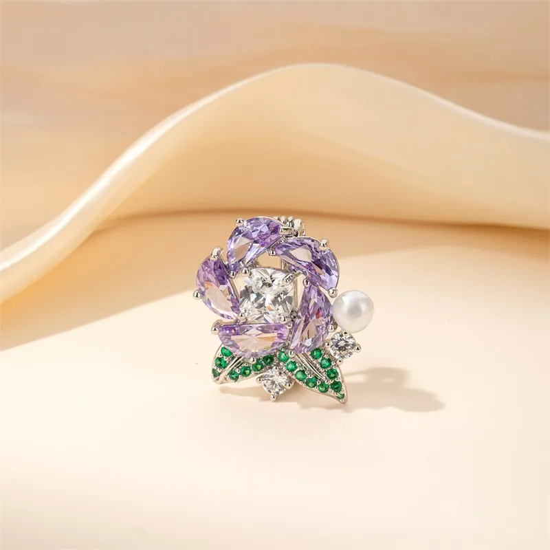 QLADY Brooches Women's-6