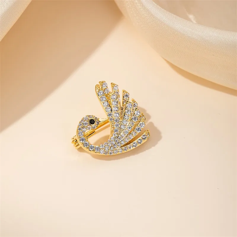 QLADY Brooches Women's-3