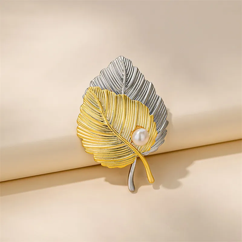 QLADY Freshwater Pearl Brooches Women's-1