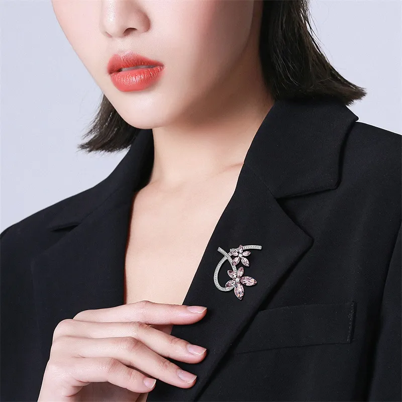 QLADY Brooches Women's-7