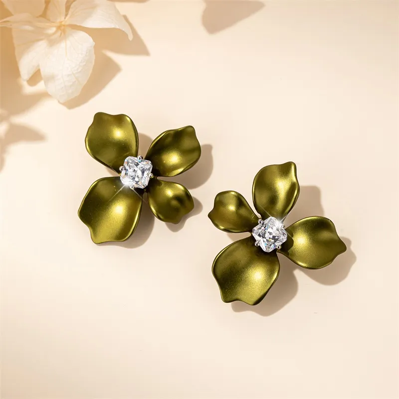 QLADY S925 Silver Stud Stud Earrings Women's-5