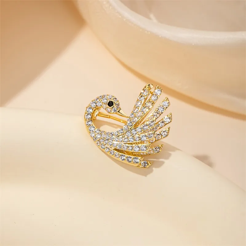 QLADY Brooches Women's-1