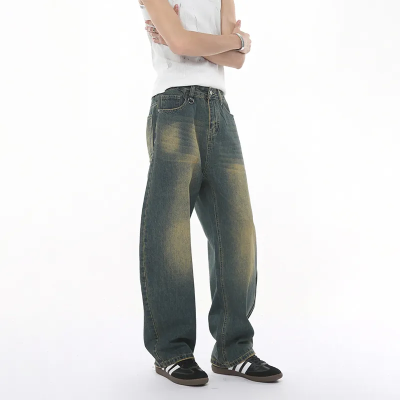 Voguo Relay Curved Knife Jeans Unisex-17