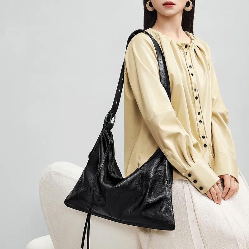 CNOLES Synthetic Leather Casual Workplace Date Commute Crossbody Bag, Shoulder Bag Regular Women's Ink Night Black-4