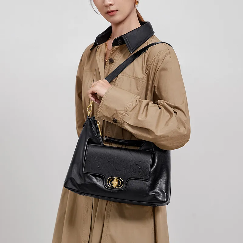 CNOLES Microfiber One Shoulder Shoulder Bag Women's Cream White/Milk Tea Beige/Black-12