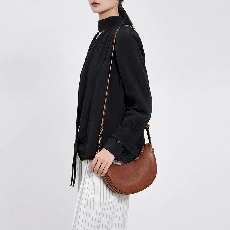 CNOLES Cow Leather Shoulder Bag Women's Dark Brown/Dark Gray-4