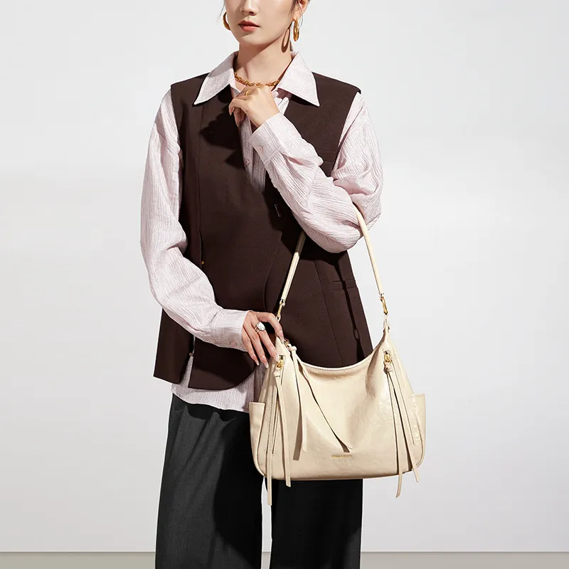 CNOLES Synthetic Leather Casual Workplace Date Commute Crossbody Bag Shoulder Bag Regular Women's Black/White-12