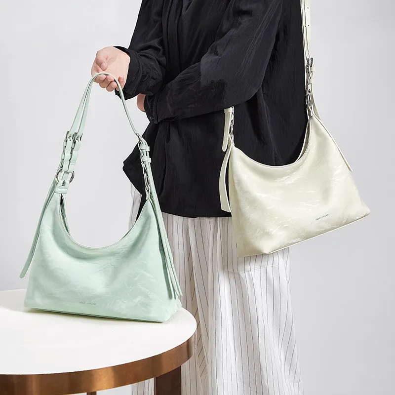 CNOLES Pearlescent Cow Leather Casual Workplace Date Commute Hobo Bag Shoulder Bag Women's Multicolor-11