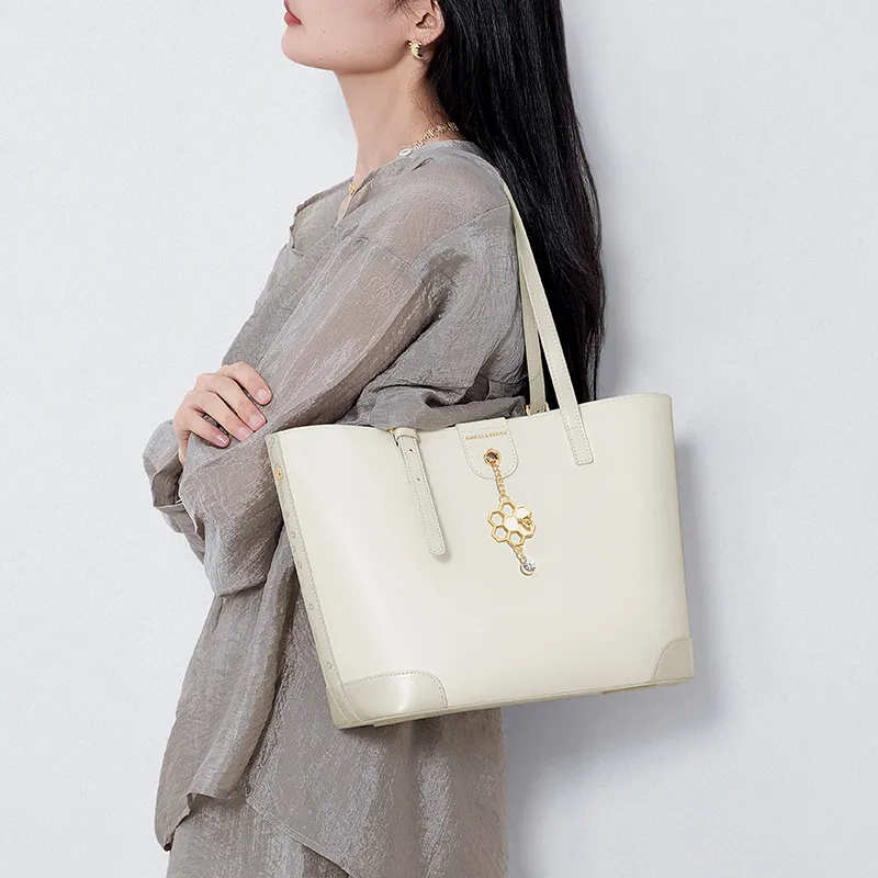 CNOLES Synthetic Leather Large Capacity Tote Bag Shoulder Bag Regular Women's White Honey-5