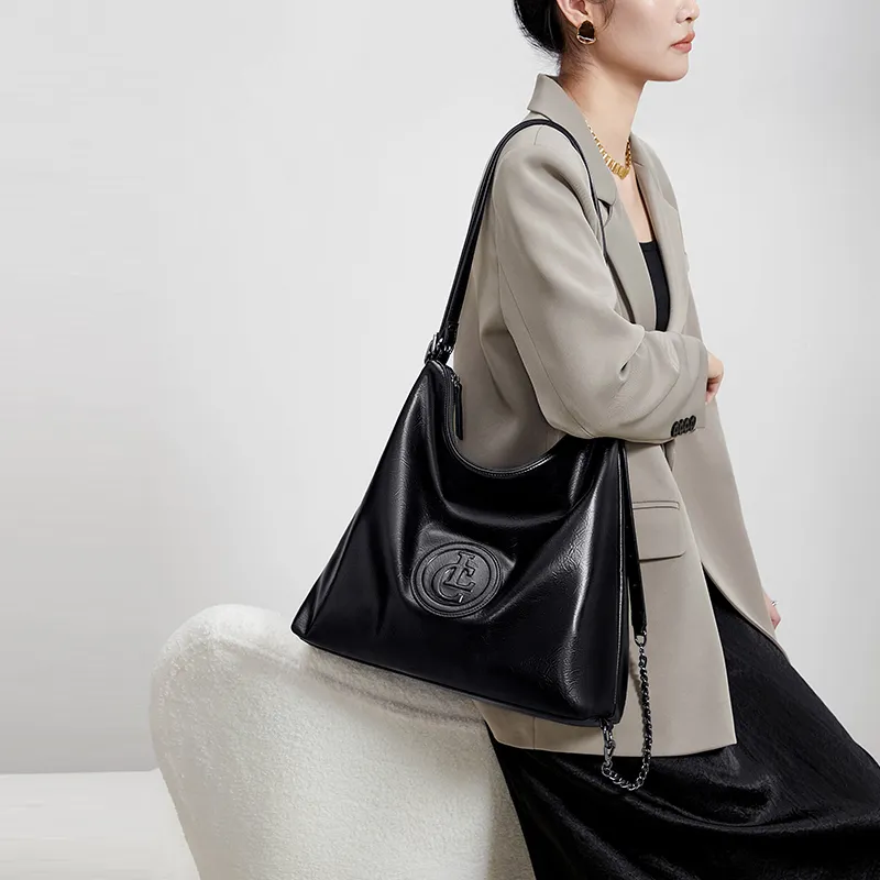 CNOLES Polyurethane Soft Leather Commute Bag Hobo Bag Shoulder Bag Medium Size Women's Black-4