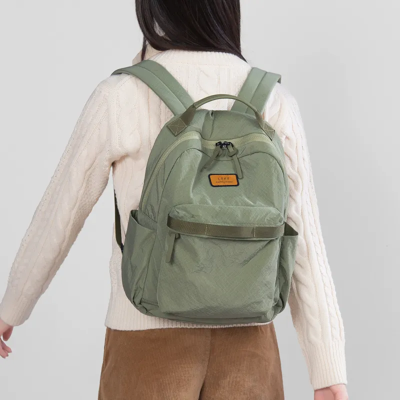 LEFF Recyclable Parachute Fabric Backpack Large Size Unisex Dark Gray/Classic Black/Rock Grass Green/White Cap Gray-8