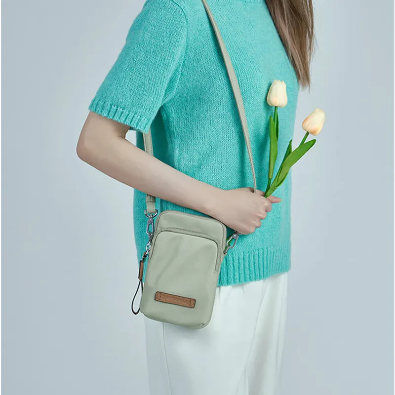 LEFF Cellphone Pouches-3