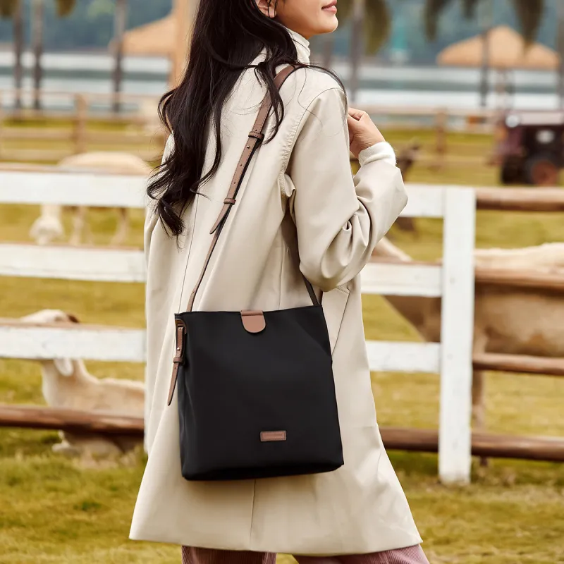LEFF Shoulder Bags-1