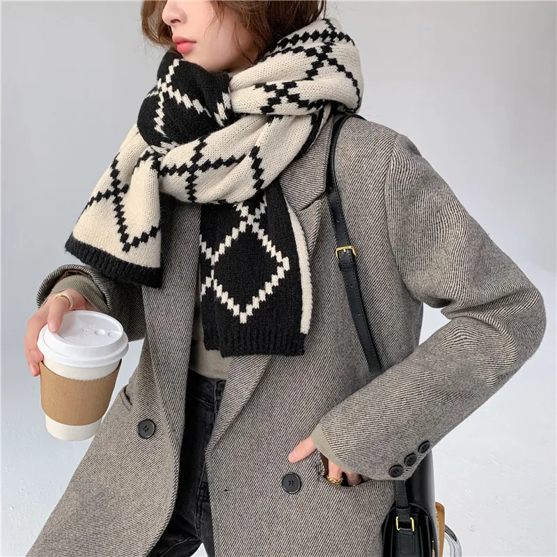 JKEM Knit Scarves Unisex-4