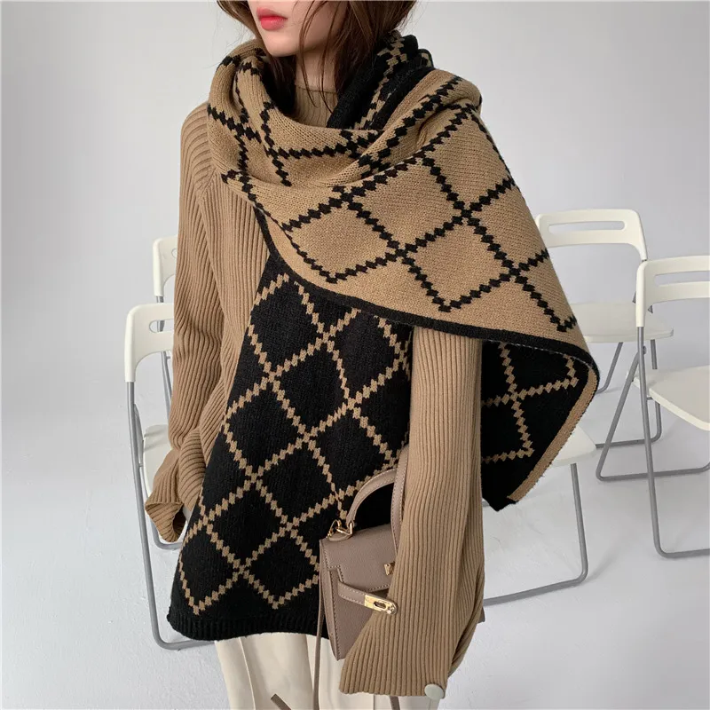 JKEM Knit Scarves Unisex-1