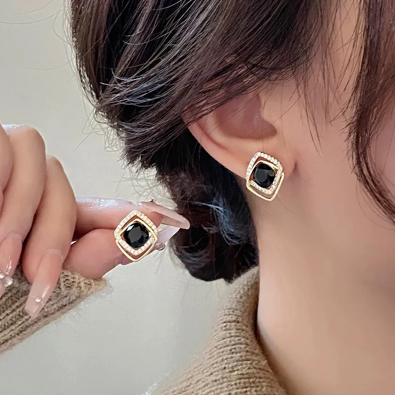 JKEM Alloy/Zircon Stud Earrings Unisex-4