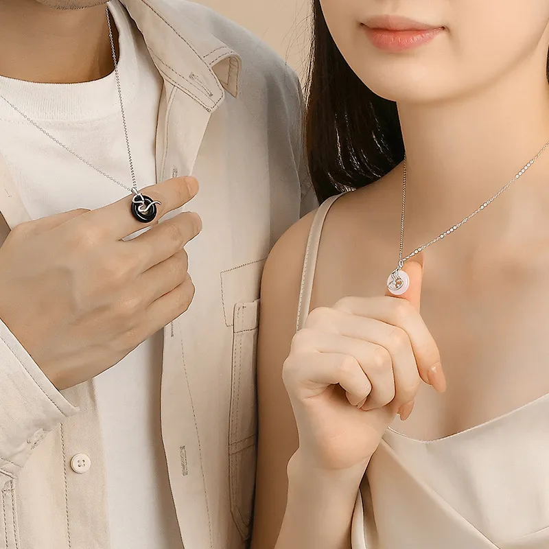 JKEM Chalcedony Necklaces Unisex-4