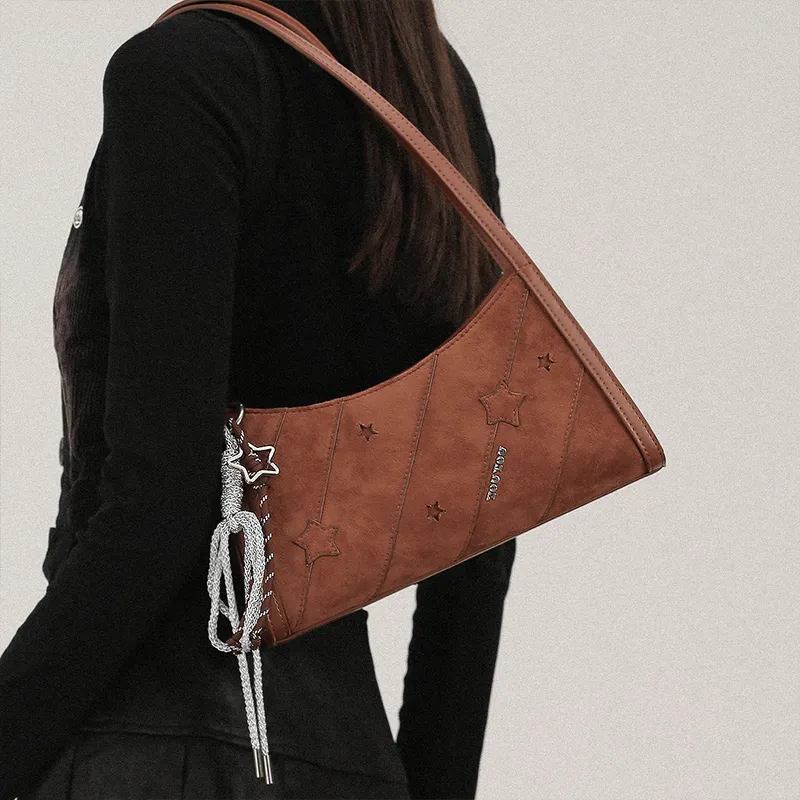 TOUTOU Synthetic Leather Shoulder Bag Medium Size Women's Stars Brown Sand-5