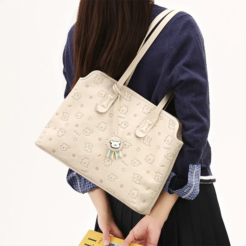TOUTOU Maltese Collaboration Synthetic Leather Shoulder Bag Regular Women's Cream White-4