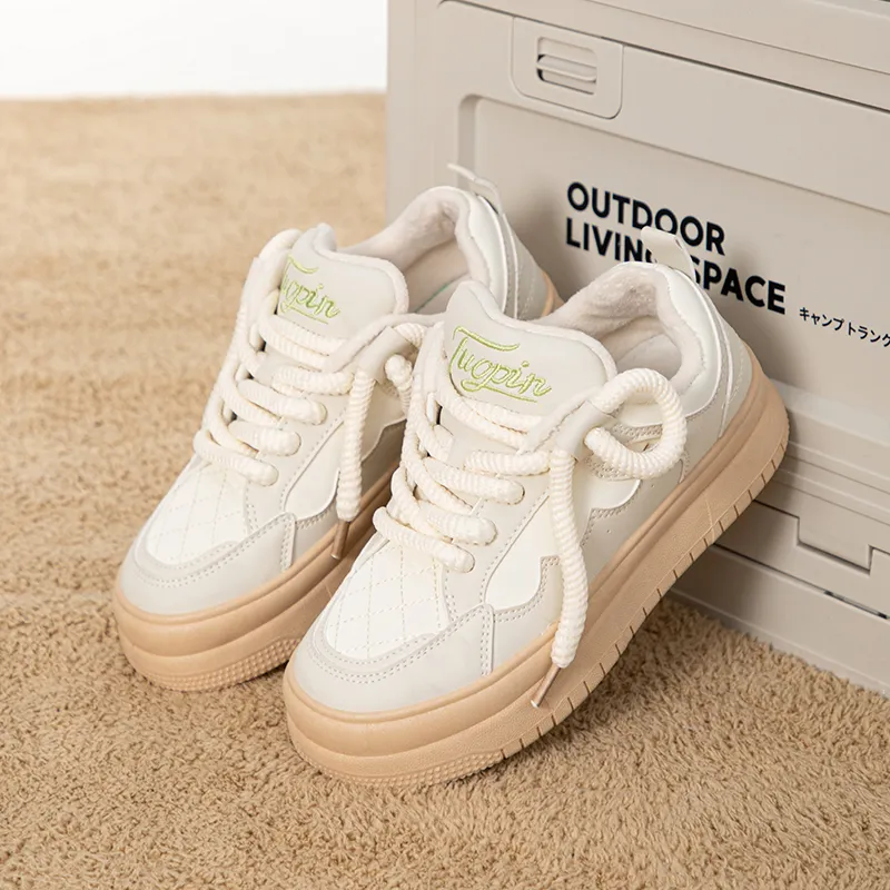 TUOPIN Warm Slip-Resistant Height Increasing Low-Top Skateboard Shoes Women's-29