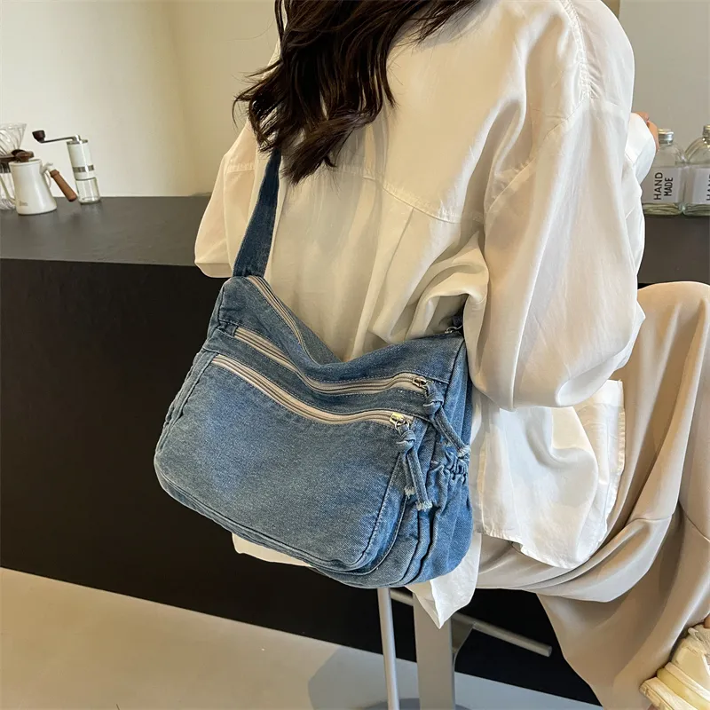 Yalu Denim Shoulder Bag Regular Women's Black/Light Blue/Dark Blue-8
