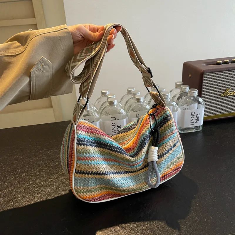 Yalu Straw Woven Shoulder Bag Regular Women's White/Black-2