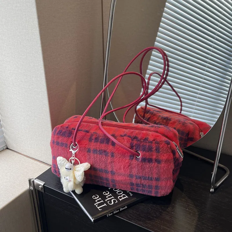 Yalu Plush Shoulder Bag Regular Women's Multicolor-5