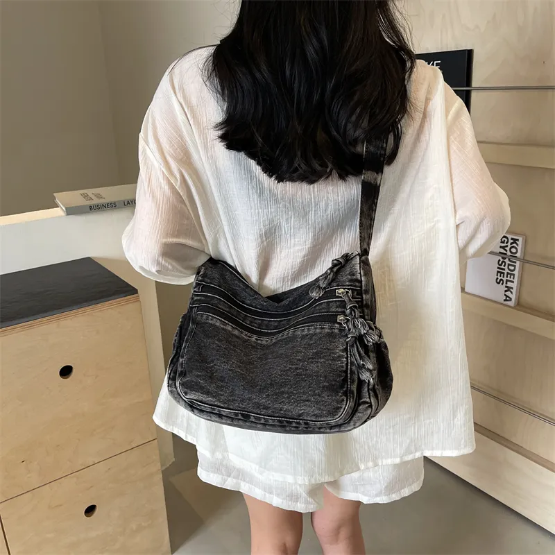 Yalu Denim Shoulder Bag Regular Women's Black/Light Blue/Dark Blue-3