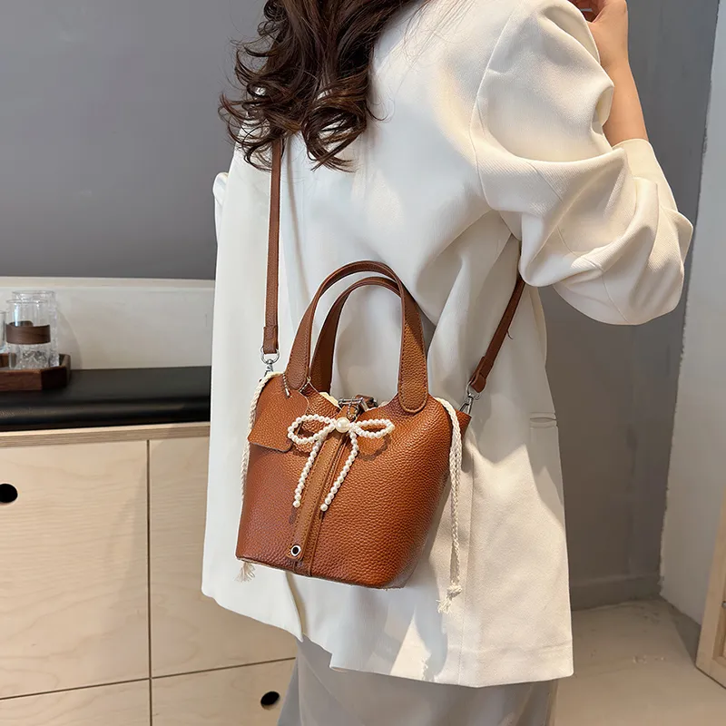 Yalu Cow Leather Shoulder Bag, Crossbody Bag, Handbag Regular Women's Multicolor-39