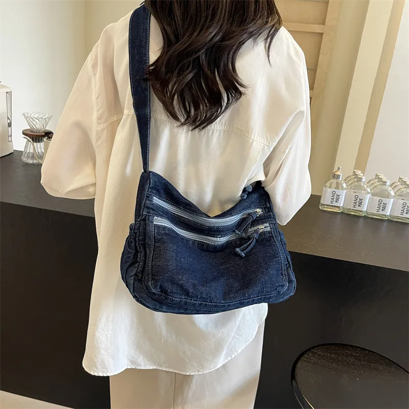 Yalu Denim Shoulder Bag Regular Women's Black/Light Blue/Dark Blue-14