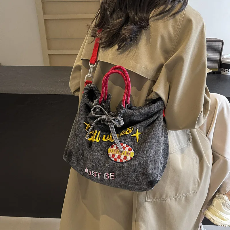 Yalu Denim Shoulder Bag Regular Women's Multicolor-8
