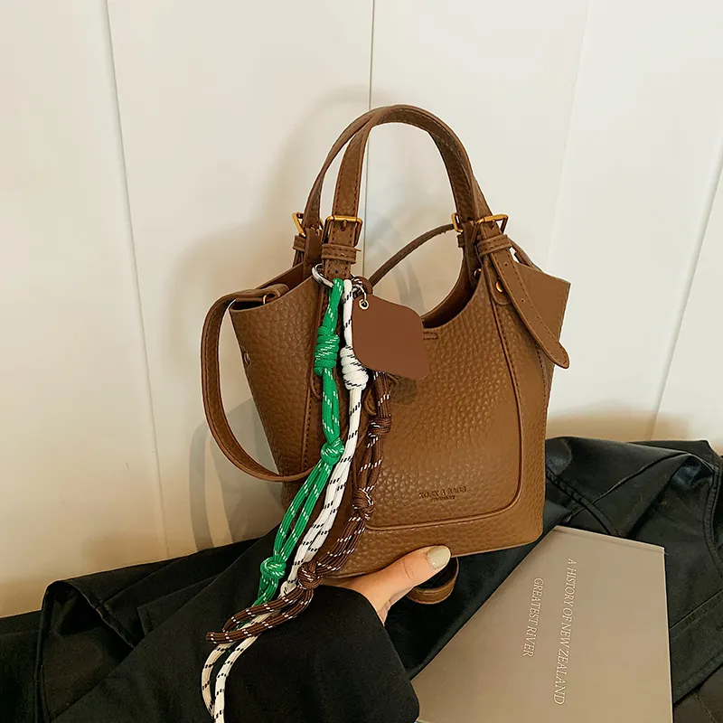 Yalu PU One Shoulder Handbag Regular Women's Coffee/Ecru/Black/Brown-2