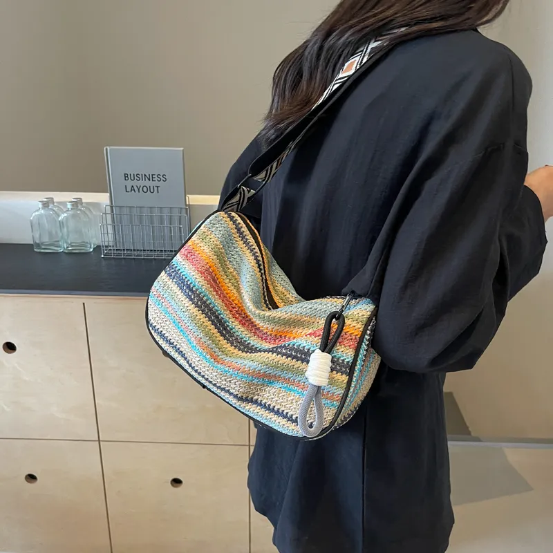 Yalu Straw Woven Shoulder Bag Regular Women's White/Black-9