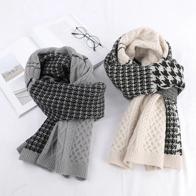EQUIPMENTELEGANT Houndstooth Scarf Unisex-5