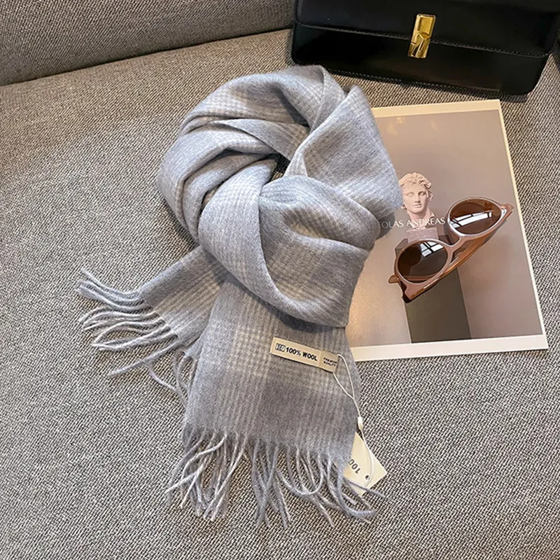 EQUIPMENTELEGANT Knit Scarves Women's-4
